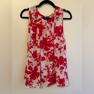 Halogen White and red floral sleeveless blouse with zipper back Size L